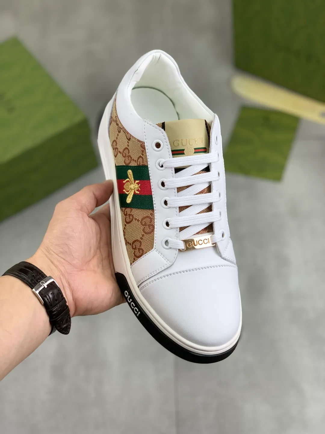 Men's shoes 💰P420💰 [New model] (GUCCI) official website's latest 🎁🎁casual and fashionable men's shoes 👟, hot style 💥 style is simple and elegant, exclusive for trendy men. Unique official website's latest brand double G elements 👑Original Gucci decoration, fashionable and generous, the fabric is original frosted calfskin ✅Fully imported first-layer pigskin lining, the official website specifies wear-resistant, lightweight original rubber casual outsole, the classic model is taken in kind at the counter🎬38-44 2️⃣ colors available